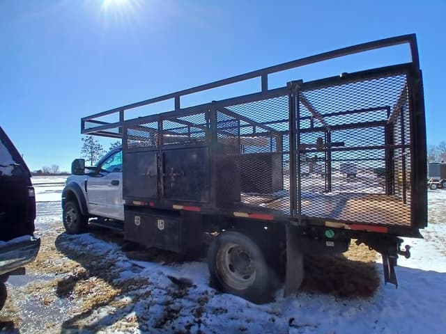 Image of Ford F-550 equipment image 1