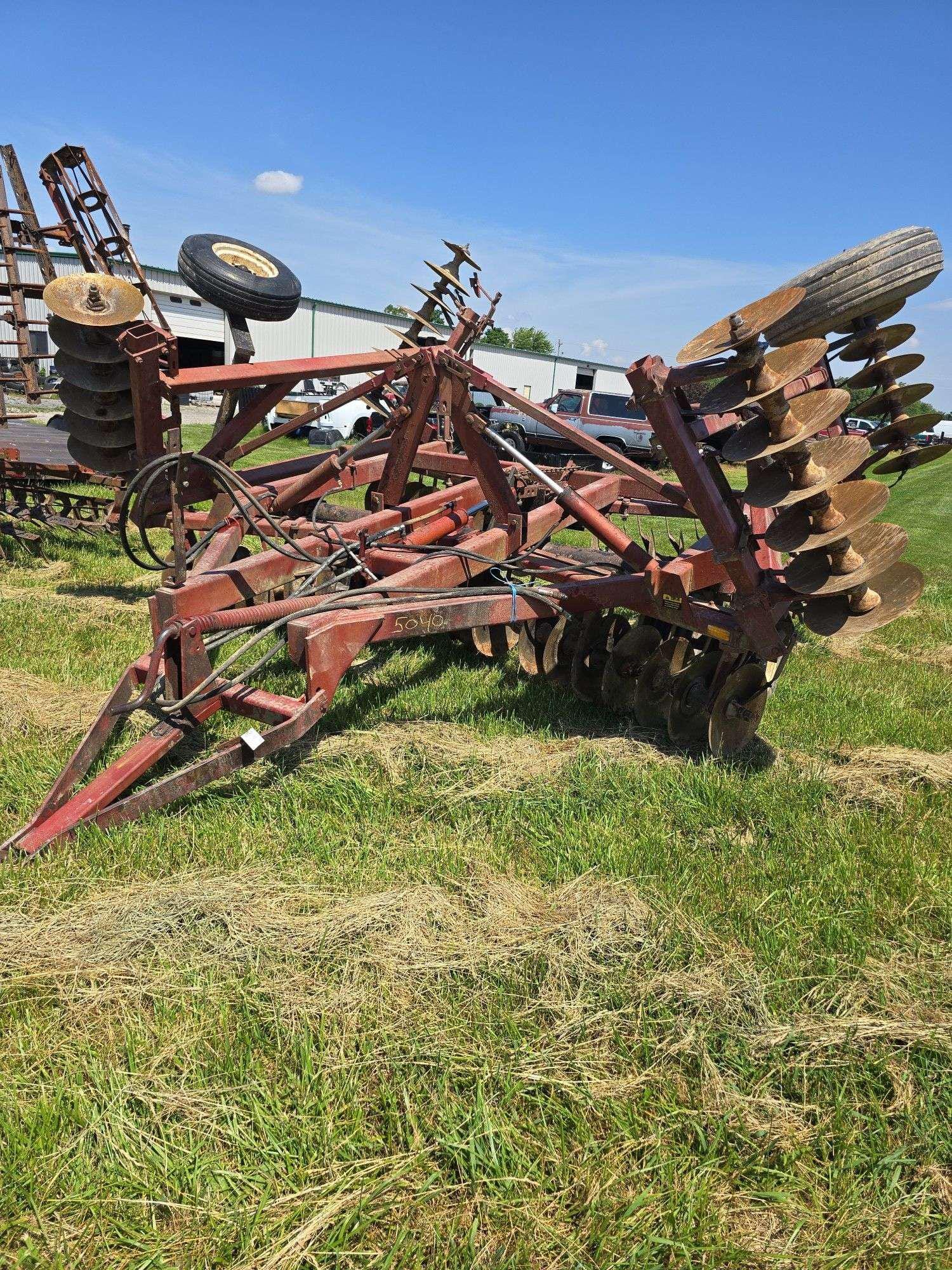 Main image International Harvester 490