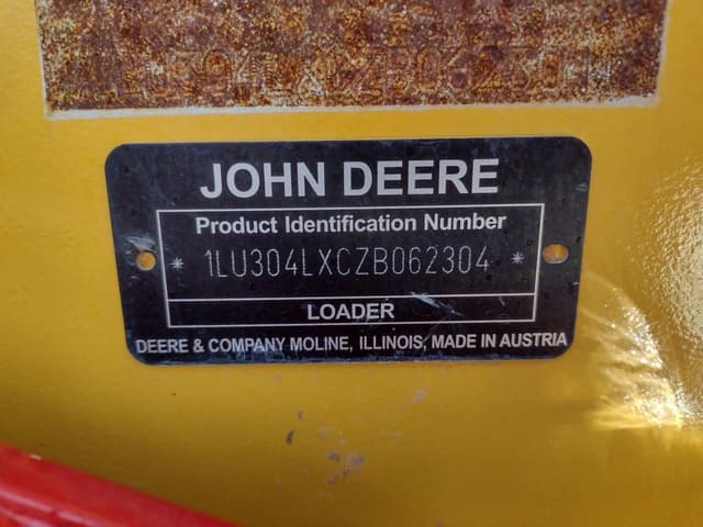 Image of John Deere 304L equipment image 4