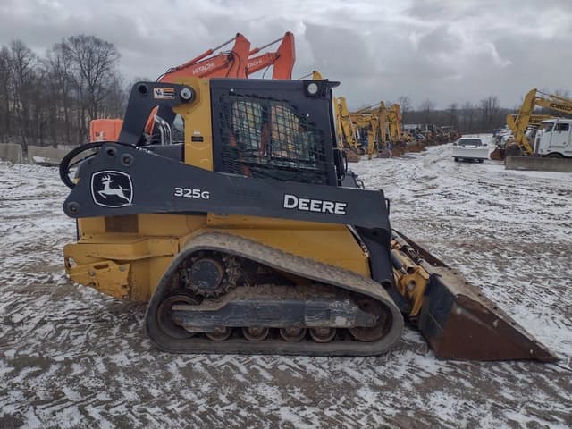 Image of John Deere 325G equipment image 2