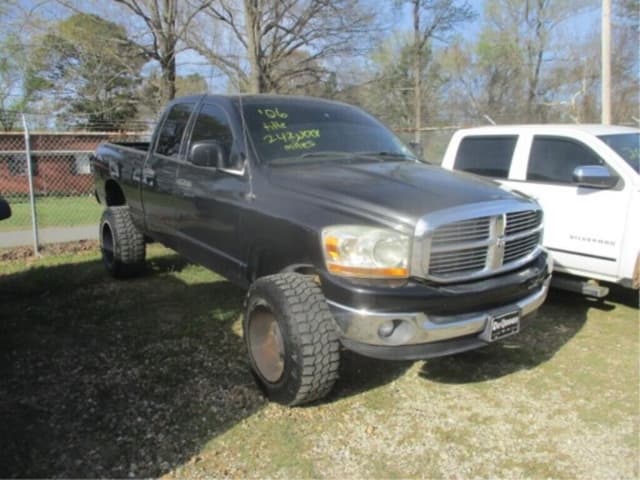 Image of Dodge Ram 1500 equipment image 2