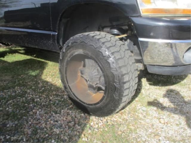 Image of Dodge Ram 1500 equipment image 3