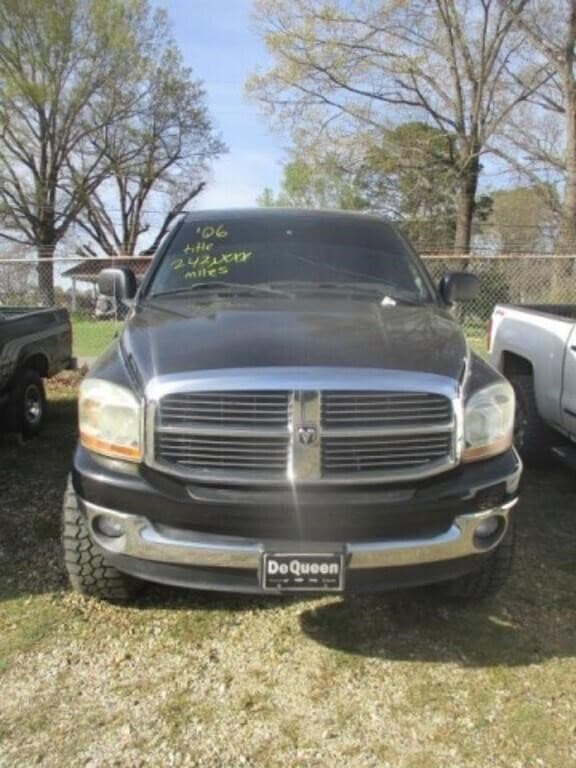 Image of Dodge Ram 1500 equipment image 1