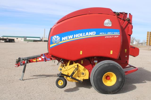 Image of New Holland RB560 equipment image 3