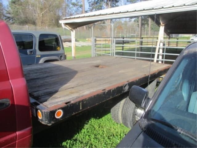 Image of Dodge Ram 3500 equipment image 3