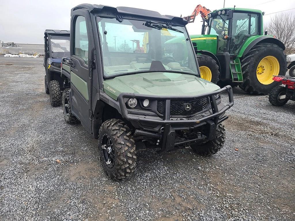 Image of John Deere XUV 835R Primary image