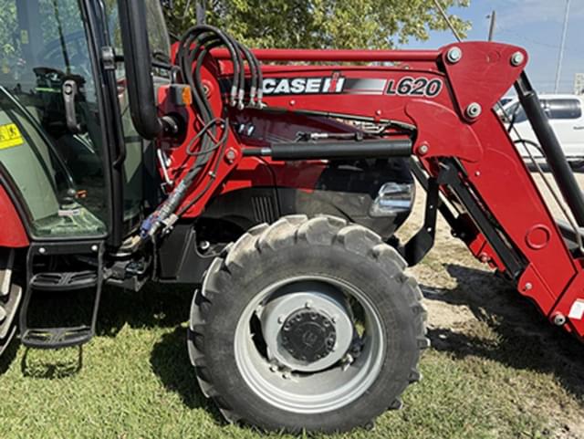 Image of Case IH Farmall 75C equipment image 3