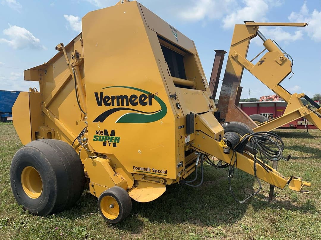 Image of Vermeer 605 Super M Primary image