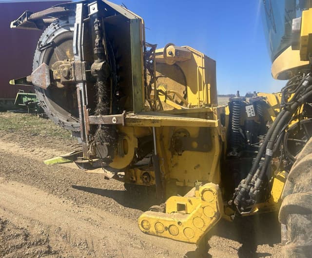 Image of New Holland FX60 equipment image 3