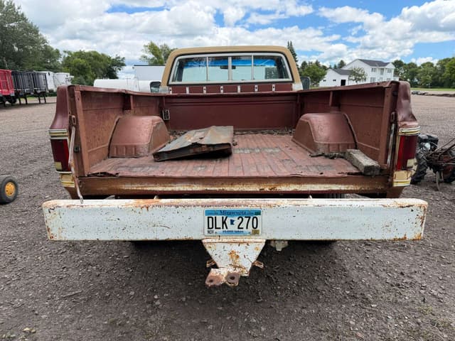 Image of Chevrolet C20 equipment image 3