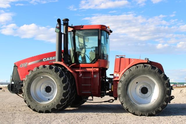Image of Case IH Steiger 435 equipment image 2