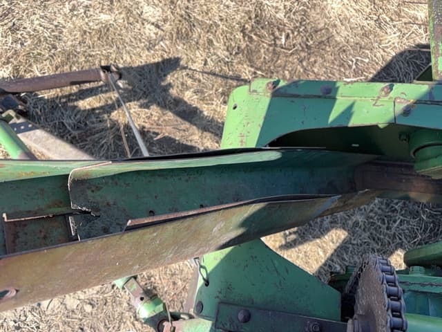 Image of John Deere 14T equipment image 4