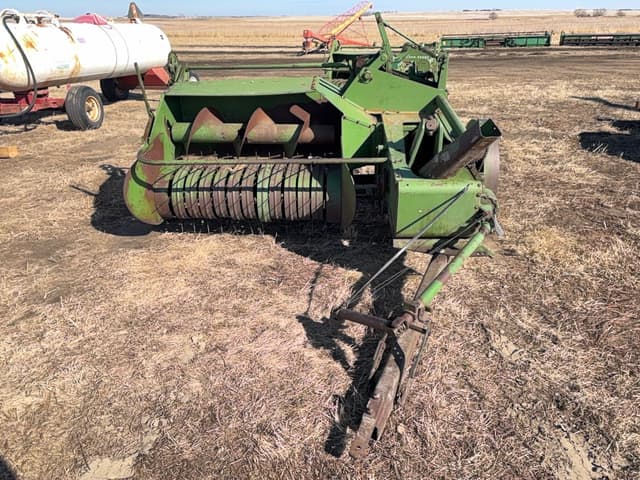 Image of John Deere 14T equipment image 1