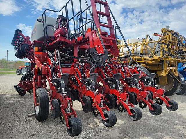 Image of Case IH 2150 equipment image 2