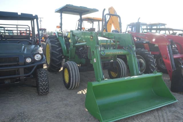 Image of John Deere 5500 equipment image 3