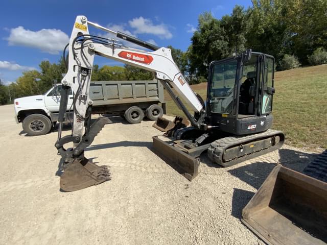 Image of Bobcat E60 equipment image 1