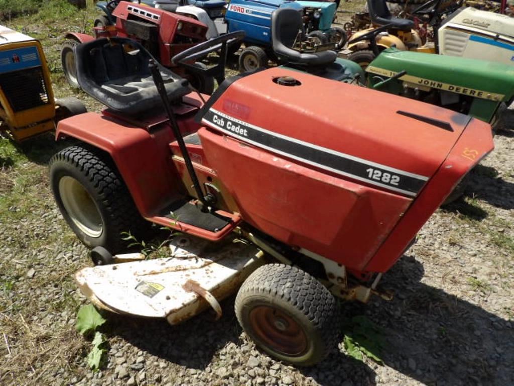 Image of Cub Cadet 1282 Primary image