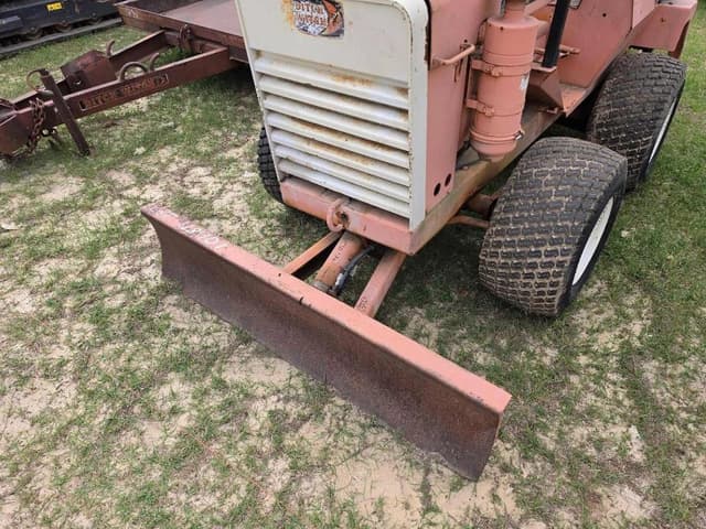 Image of Ditch Witch 2300 equipment image 4