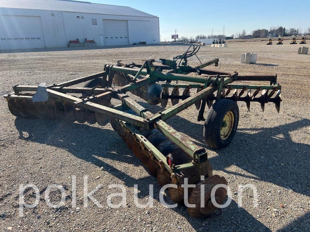 Main image John Deere 1110