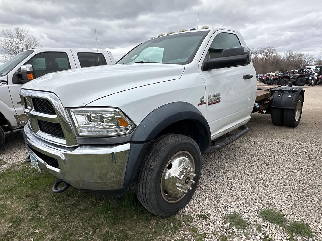 Image of Dodge Ram 5500 Primary image