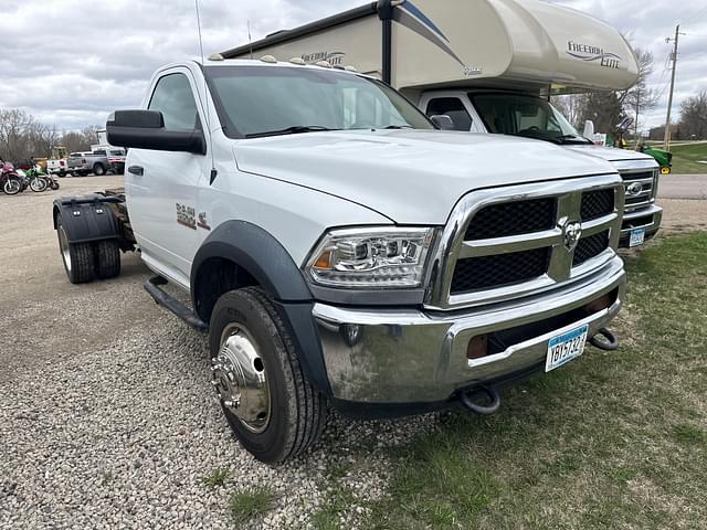 Image of Dodge Ram 5500 equipment image 2