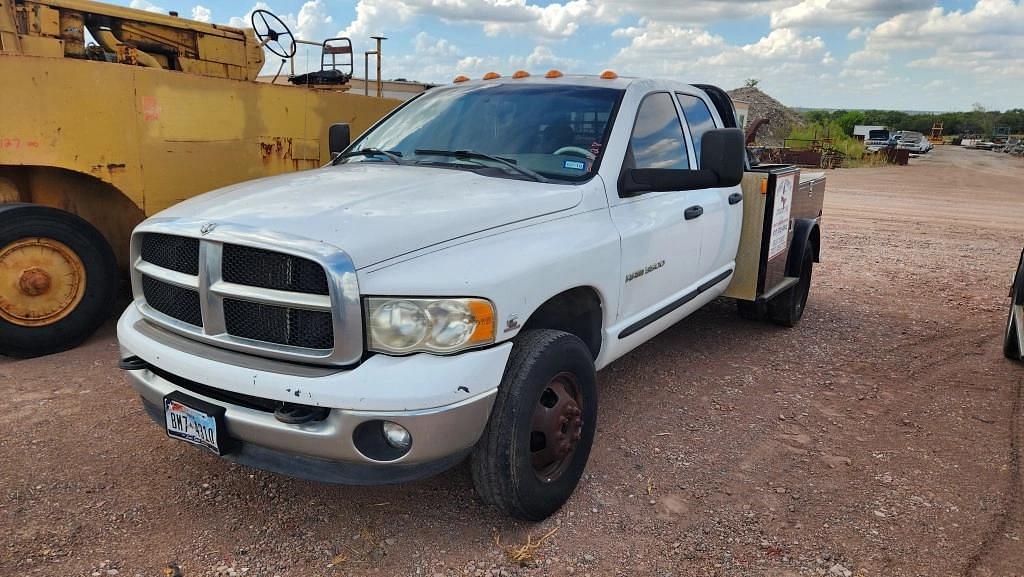 Image of Dodge Ram 3500 Primary image