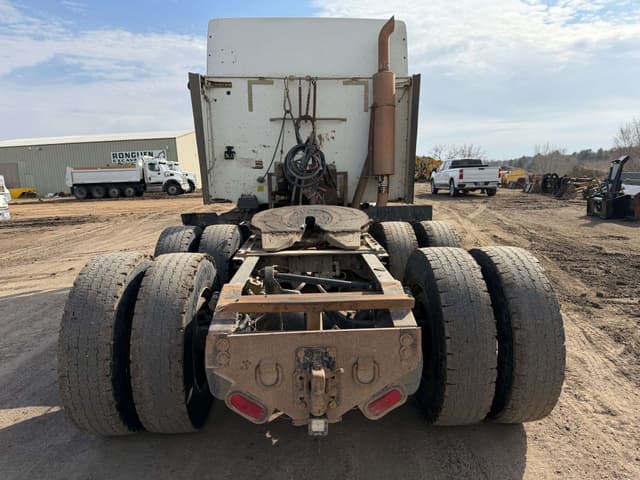 Image of International 9200i equipment image 2