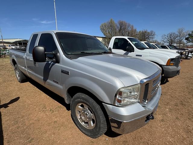 Image of Ford F-250 equipment image 4