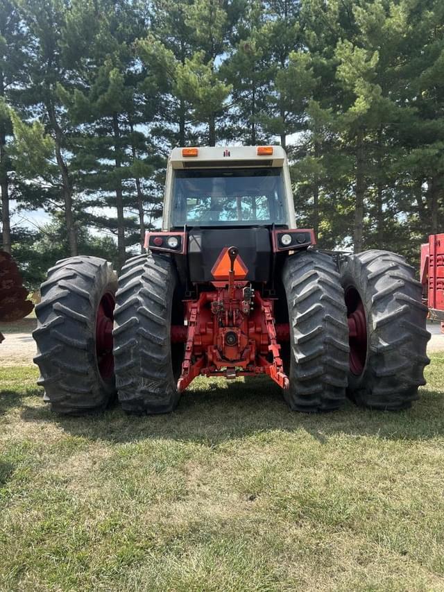 Image of International Harvester 1586 equipment image 4