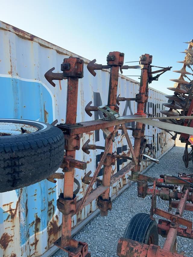 Image of Allis Chalmers 1200 equipment image 3