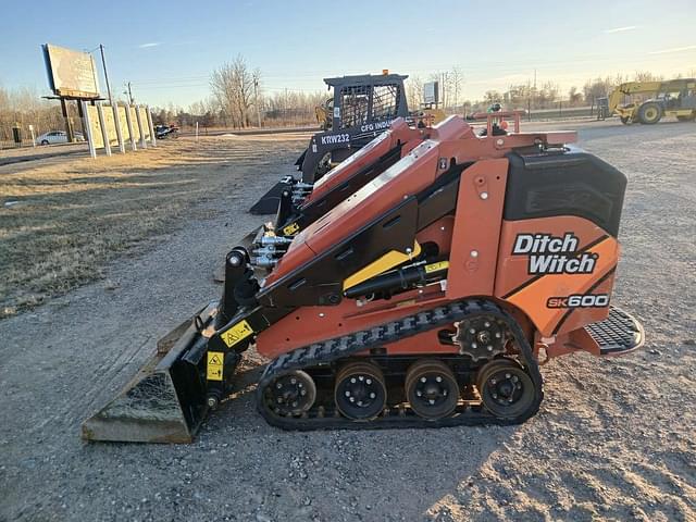 Image of Ditch Witch SK600 equipment image 1