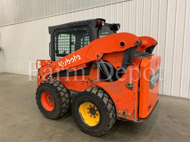 Image of Kubota SSV65 equipment image 1