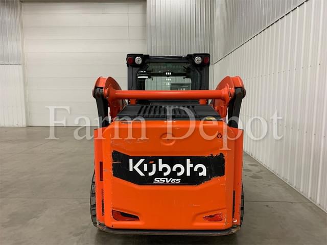 Image of Kubota SSV65 equipment image 2