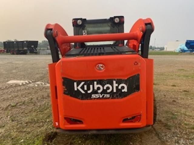 Image of Kubota SSV75 equipment image 3