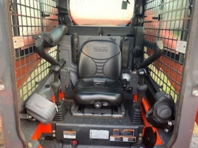 Image of Kubota SSV75 equipment image 4