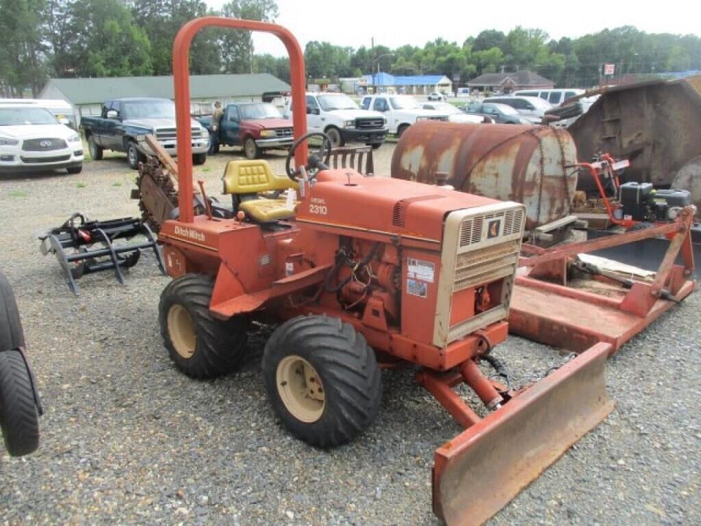 Image of Ditch Witch 2310 Primary image