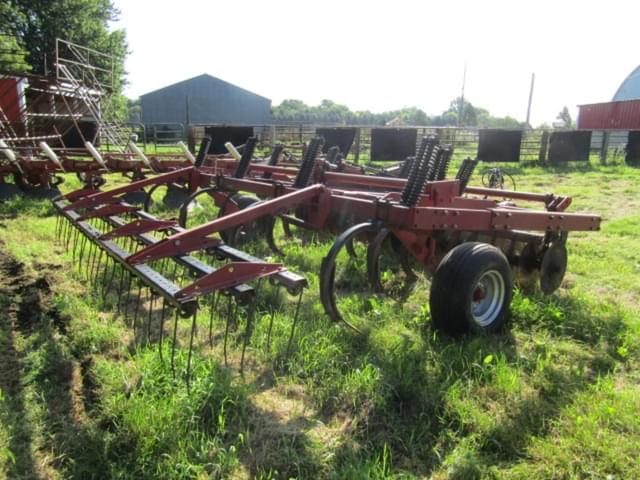 Image of International Harvester 6500 equipment image 3