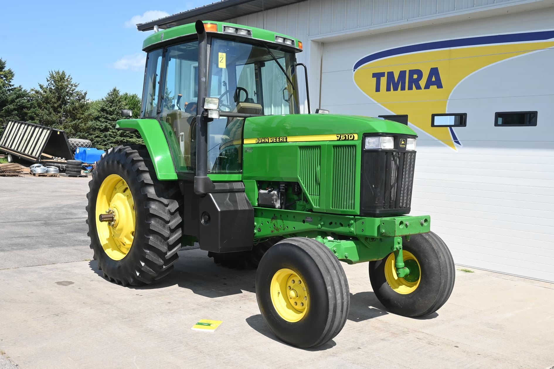 2000 John Deere 7610 Equipment Image0