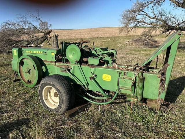 Image of John Deere 224T equipment image 4