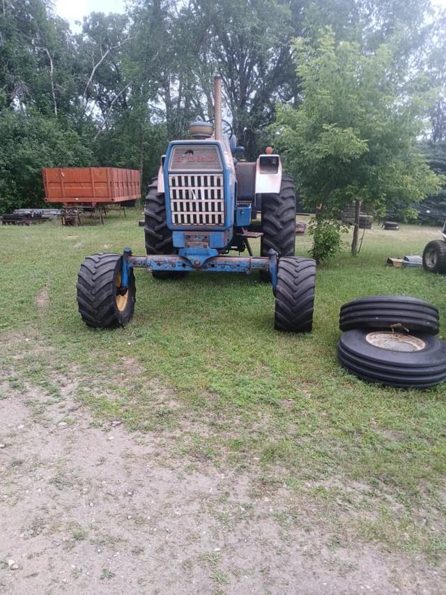 Image of Ford 8600 equipment image 1