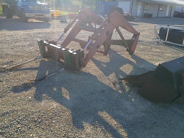 Image of Case IH 2255 equipment image 3