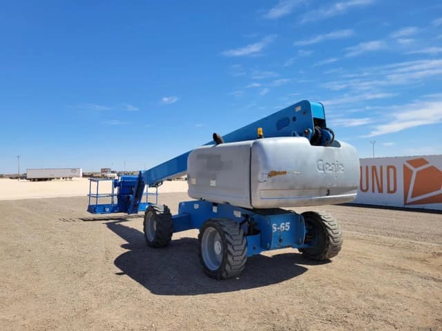 Image of Genie S-65 equipment image 2