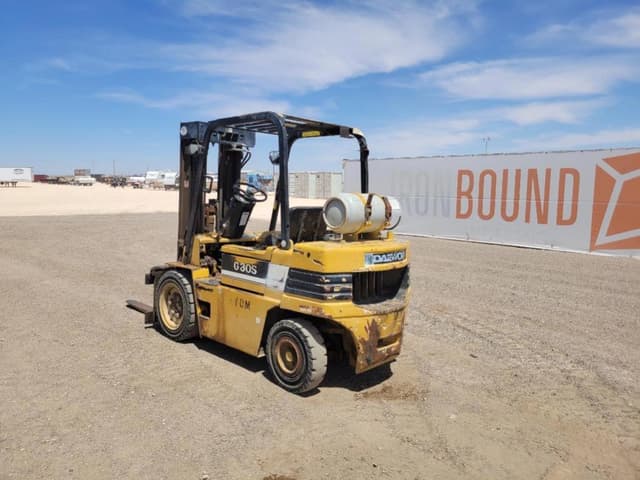 Image of Daewoo G30S equipment image 2