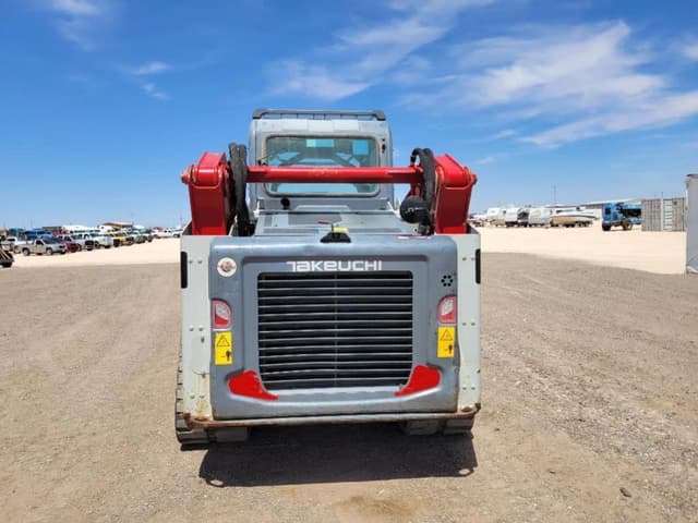 Image of Takeuchi TL12V2 equipment image 3