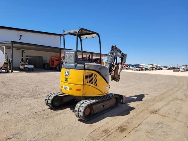 Image of John Deere 27D equipment image 4