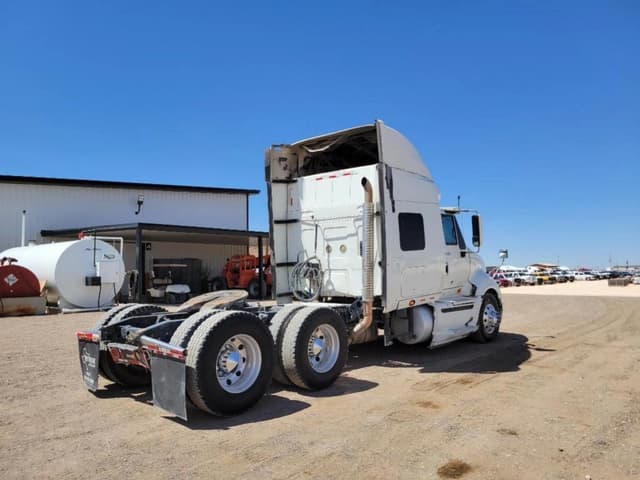 Image of International ProStar Premium equipment image 4