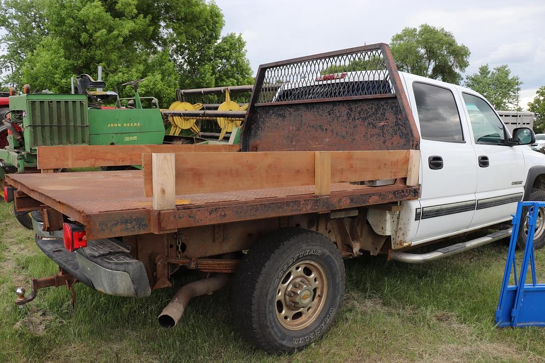 Image of Chevrolet 2500HD Image 0