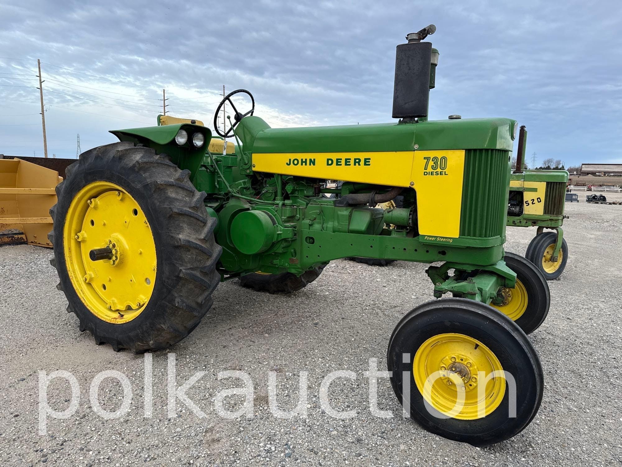 John Deere 730 Equipment Image0