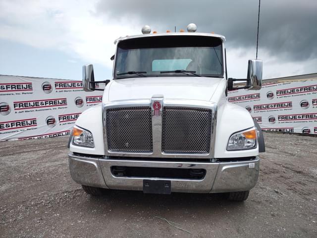 Image of Kenworth T380 equipment image 1