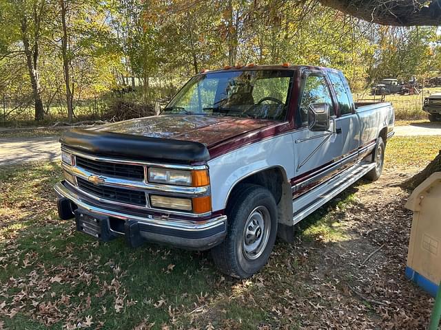 Image of Chevrolet 2500 equipment image 1